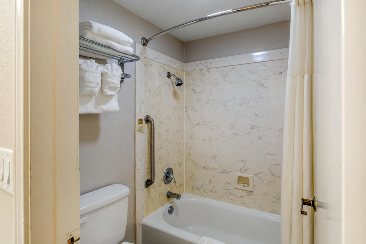 Quality Inn Port Arthur  Nederland